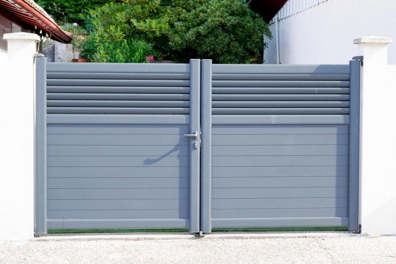 R&eacute;ussir le montage de votre portail &agrave; Laon, conseils d'experts